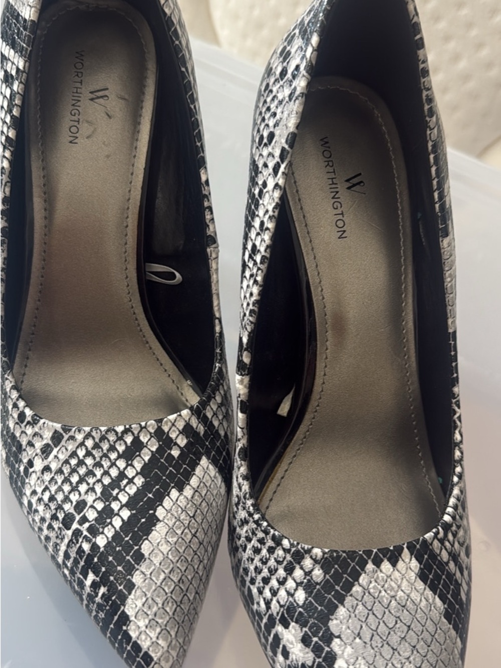 Bally Black and White Snake-Print Pointed-Toe Pumps